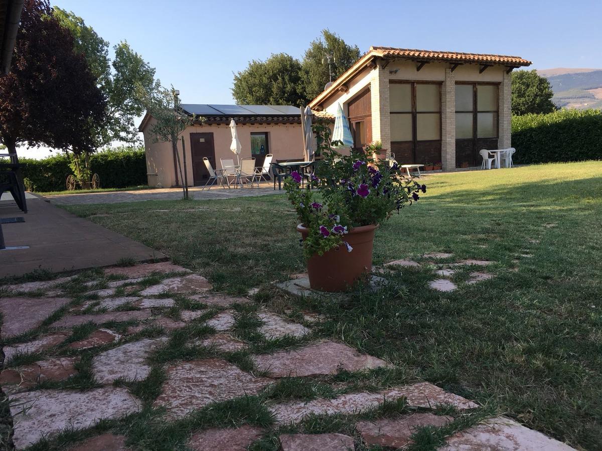 Le Ghiande Guest House Spello Exterior photo