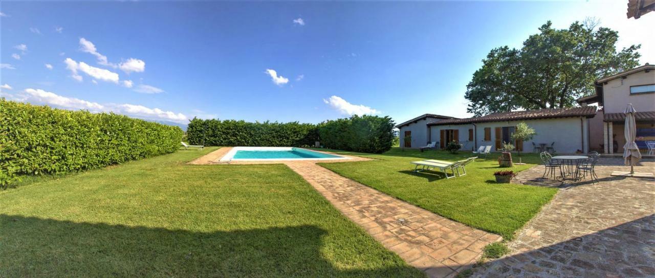 Le Ghiande Guest House Spello Exterior photo